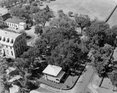 thumbs/CAMPUS 23 ANOTHER AERIAL VIEW 1942.jpg